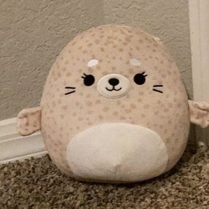 Lucille 8 inch Squishmallow (seal)
